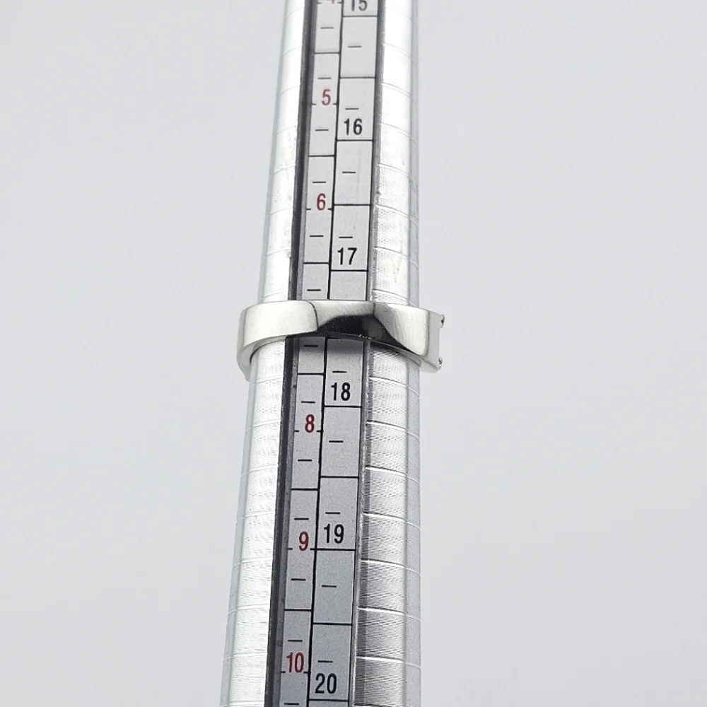 Baguette Sterling Silver CZ Ring Size 7 US - Picture 6 of 6